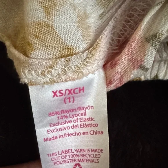 Floral Two-Piece Set orange green and purple Roses pants come slit on the sides - Picture 7 of 7